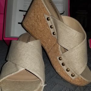 JIL Wedges size 8